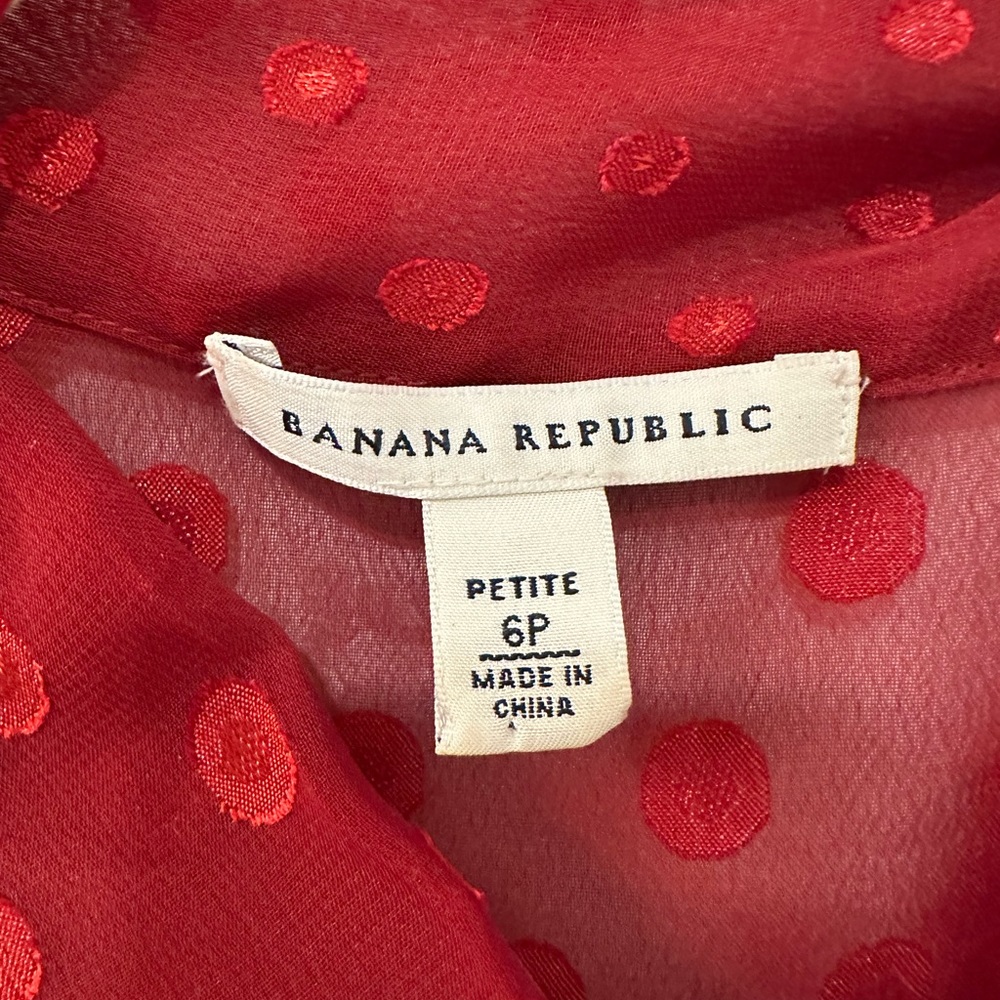 Banana Republic sleeveless blouse - Picture 5 of 5